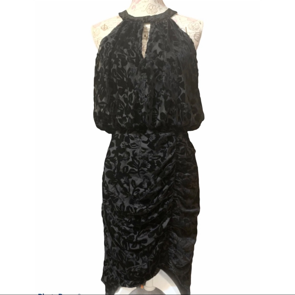 ANTHROPOLOGIE MONIQUE LHUILLIER VELVET HALTER BLAC